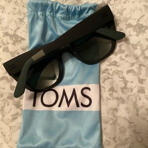 TOMS Sydney Sunglasses